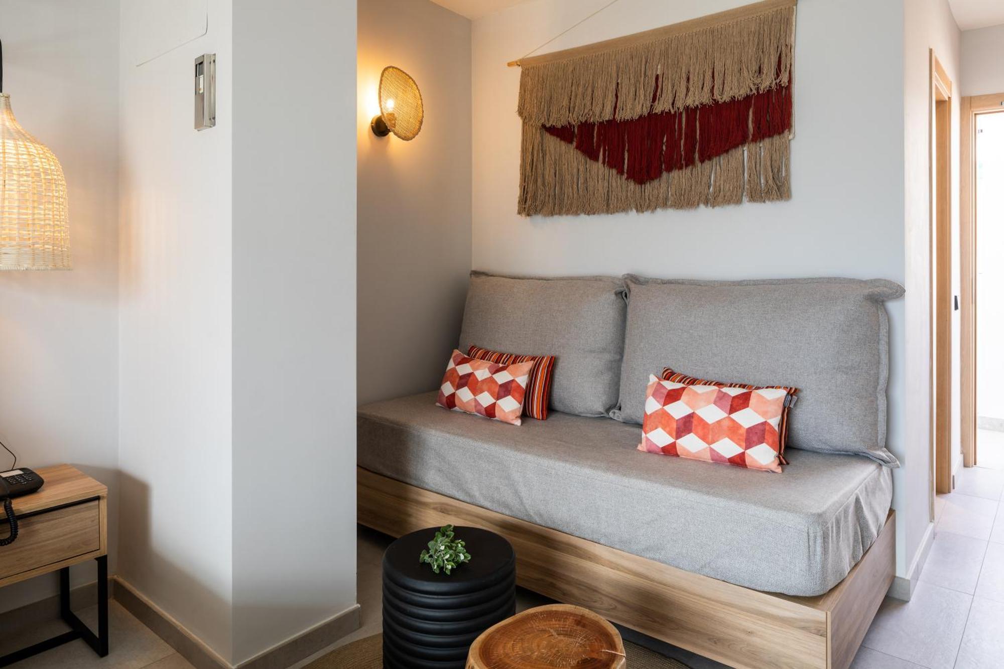 Aparthotel Casita Blanca - Adults Only San Antonio  Exterior photo