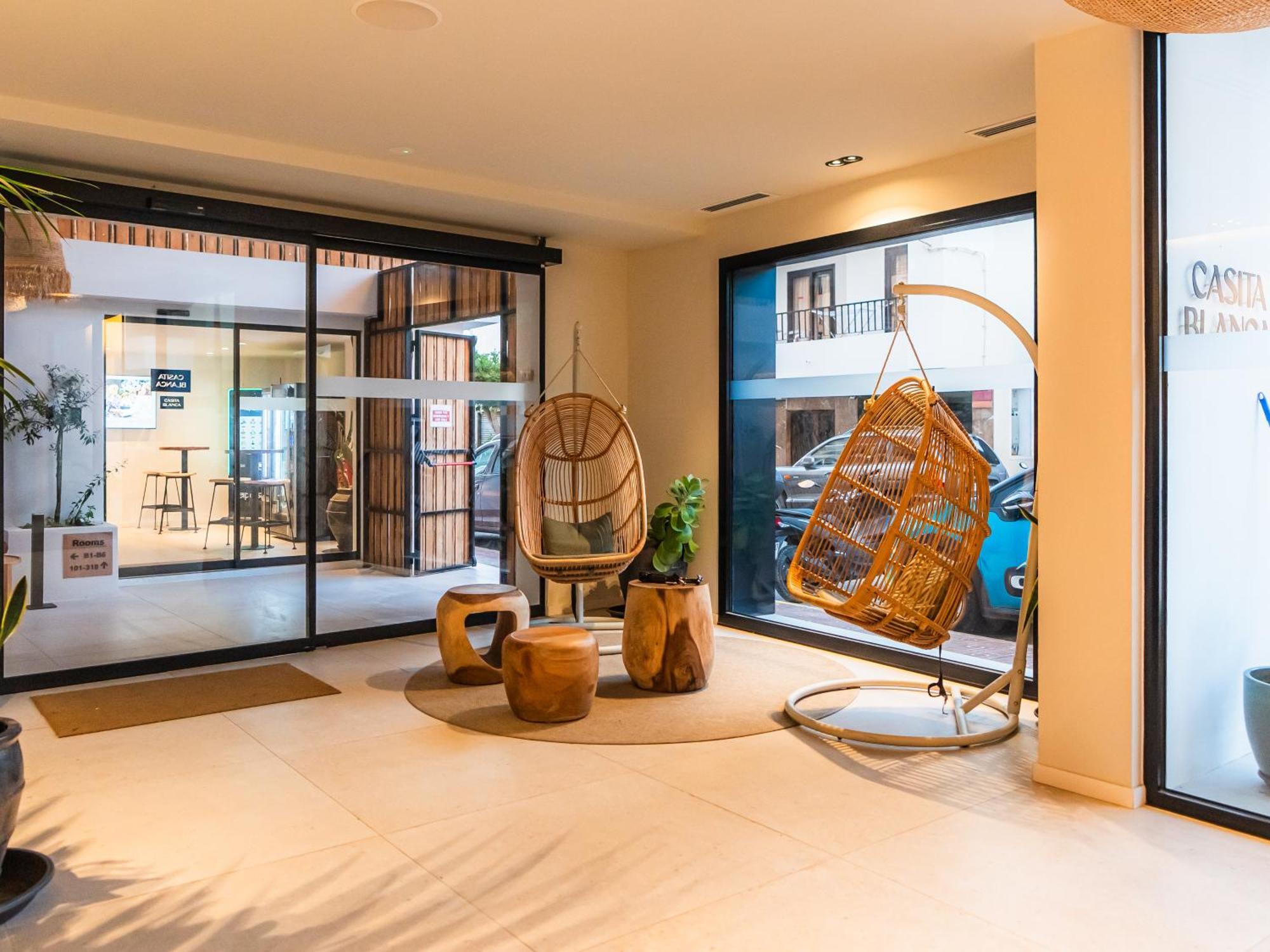 Aparthotel Casita Blanca - Adults Only San Antonio  Exterior photo
